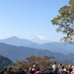 高尾山、人口密度高し！